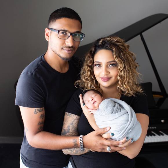 Meet your Posher, Amanda - Picture 1 of 1